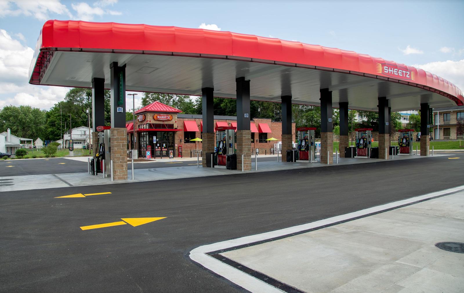 sheetz store exterior pumps